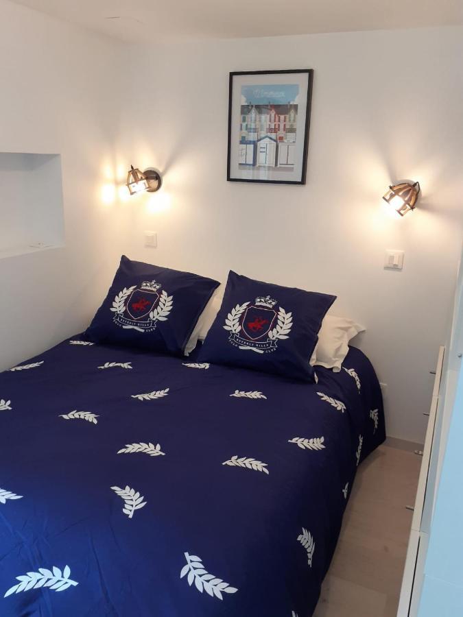Manoir De L'As De Trefle Bed & Breakfast Isneauville Ngoại thất bức ảnh