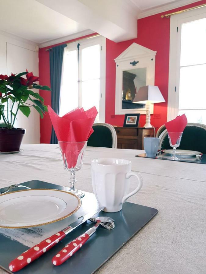 Manoir De L'As De Trefle Bed & Breakfast Isneauville Ngoại thất bức ảnh